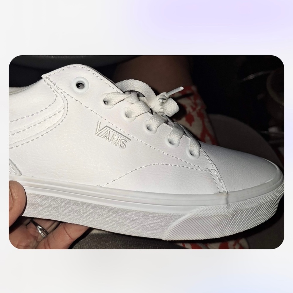 Womens Vans Leather Shoes Size 8.5